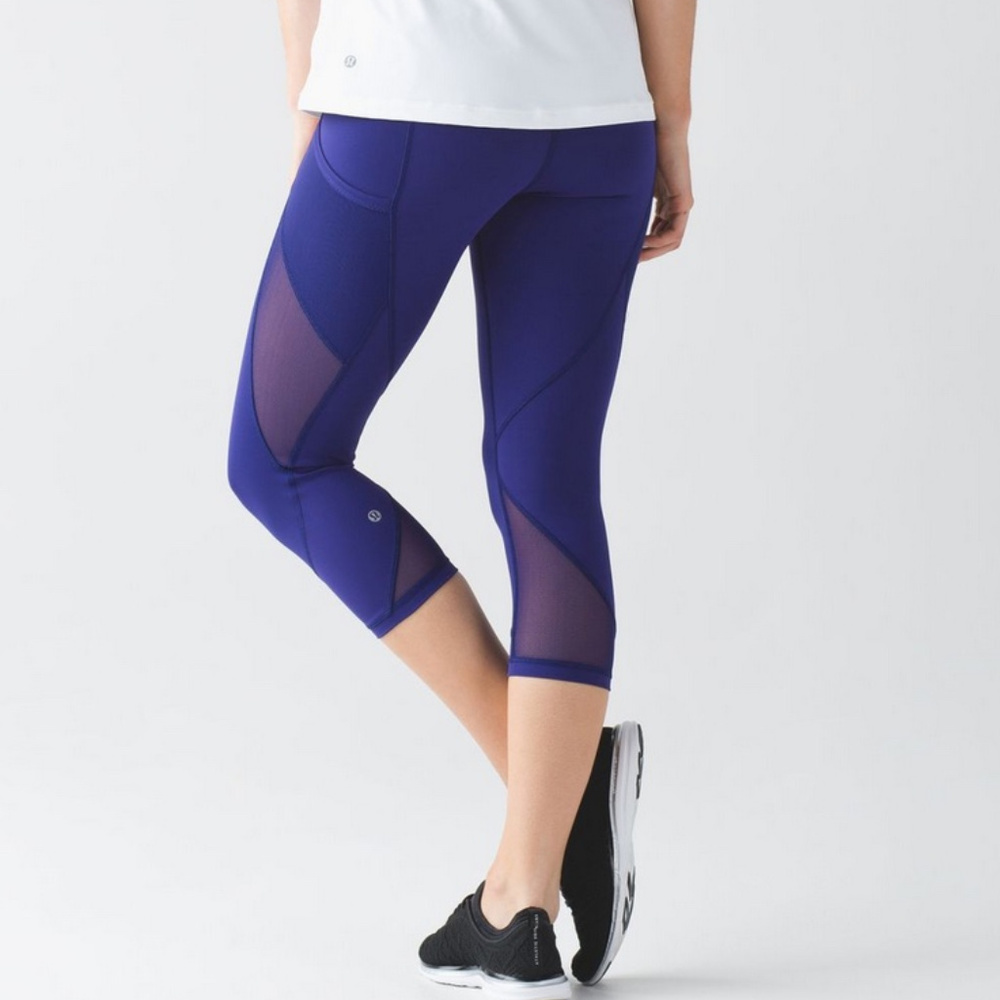 Lululemon Fast as Light Crop in Emperor Blue